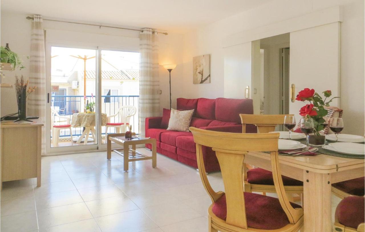 Amazing Apartment In Torrevieja With Kitchen מראה חיצוני תמונה